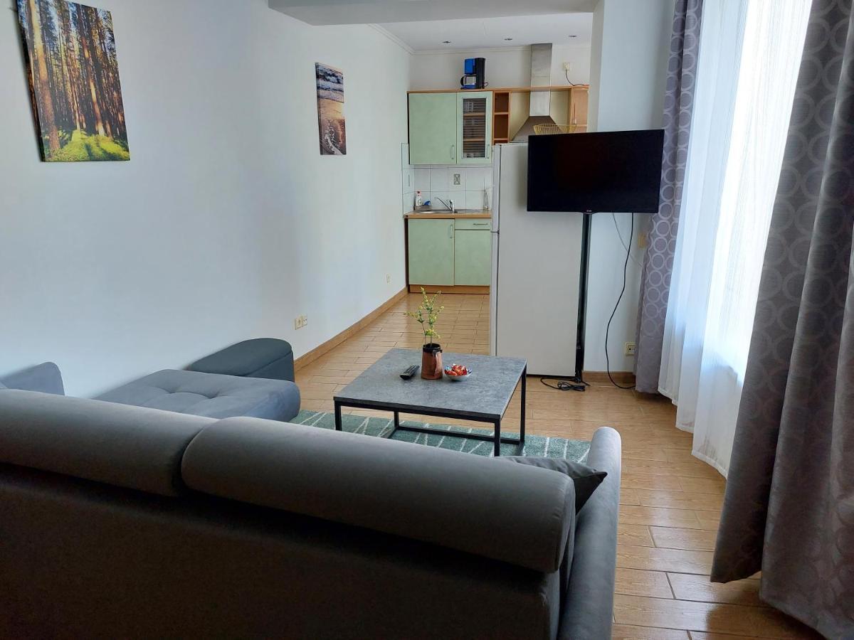 Rezos Apartments Juodkrante Bagian luar foto
